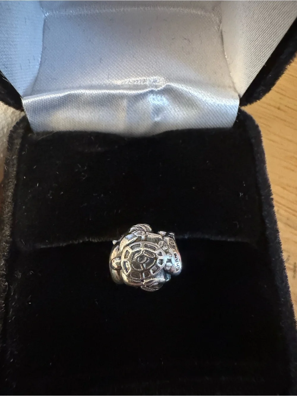 Chamilia Silver Turtle Charm - Silver